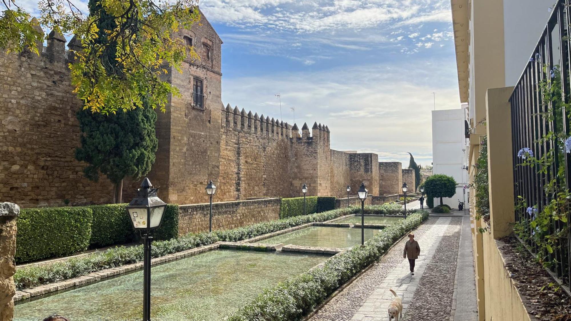 La Casa De La Muralla Kordoba Bagian luar foto